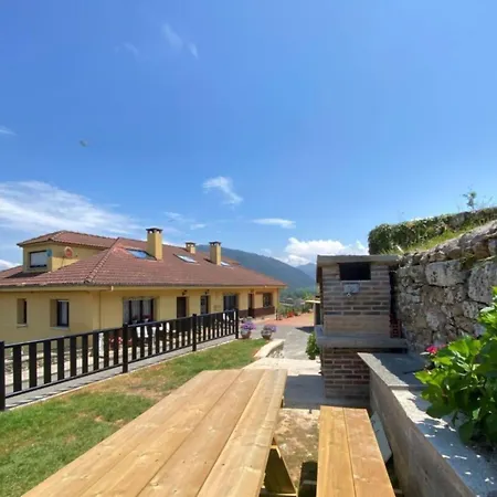 La Rectoral 2 Holiday home Arriondas